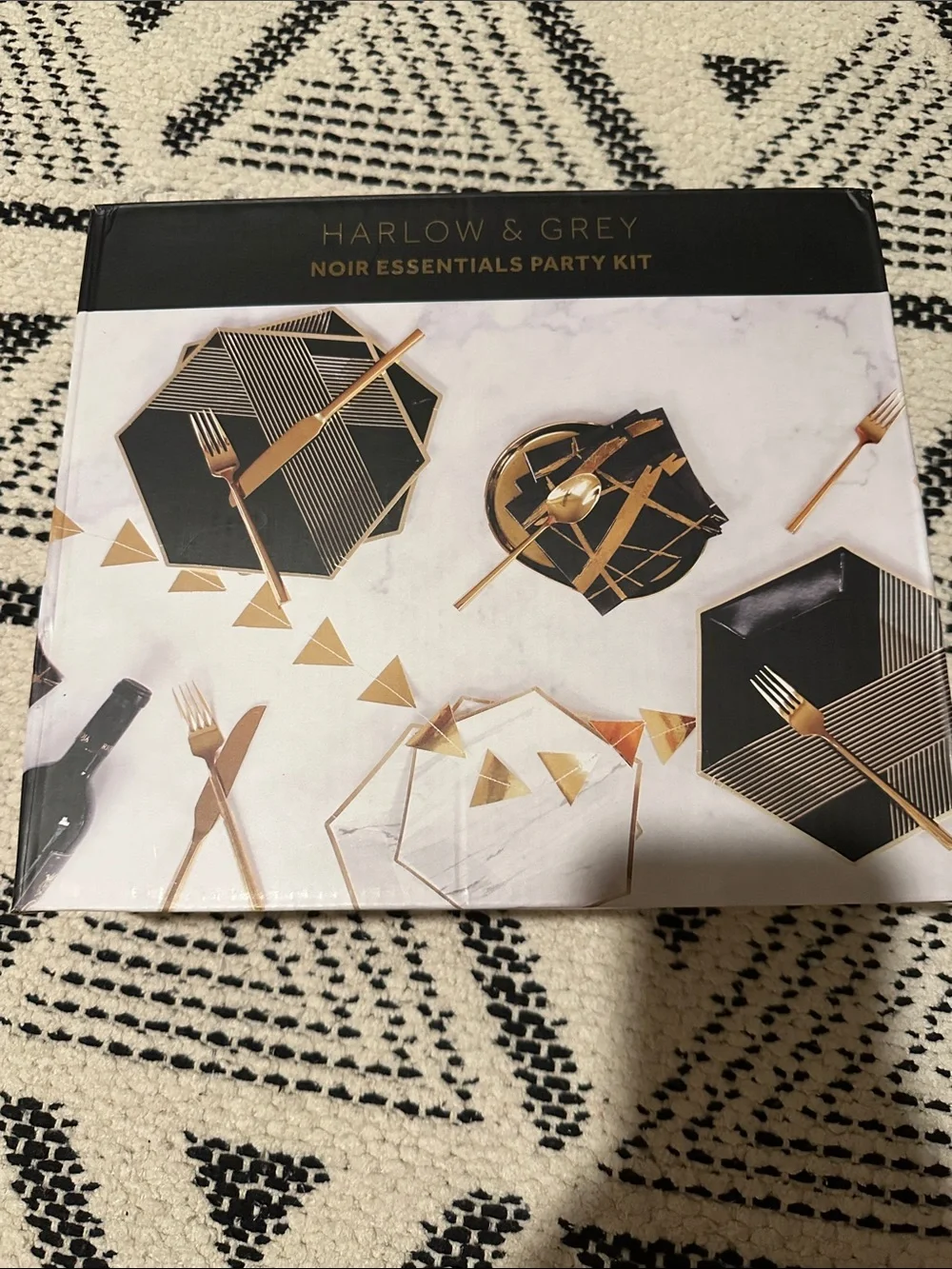 Harlow and Grey Stylish Art-Deco Inspired Noir Essentials Party Kit Black & Gold
